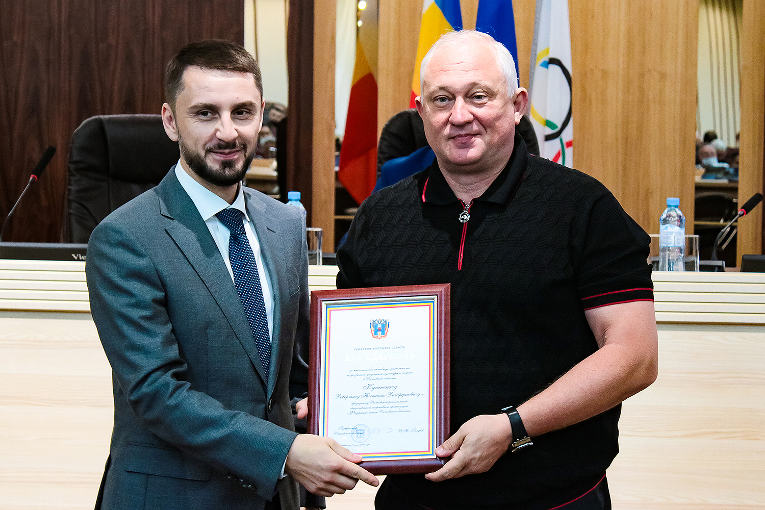 Президент ХК "Ростов" награждён за вклад в развитие донского хоккея