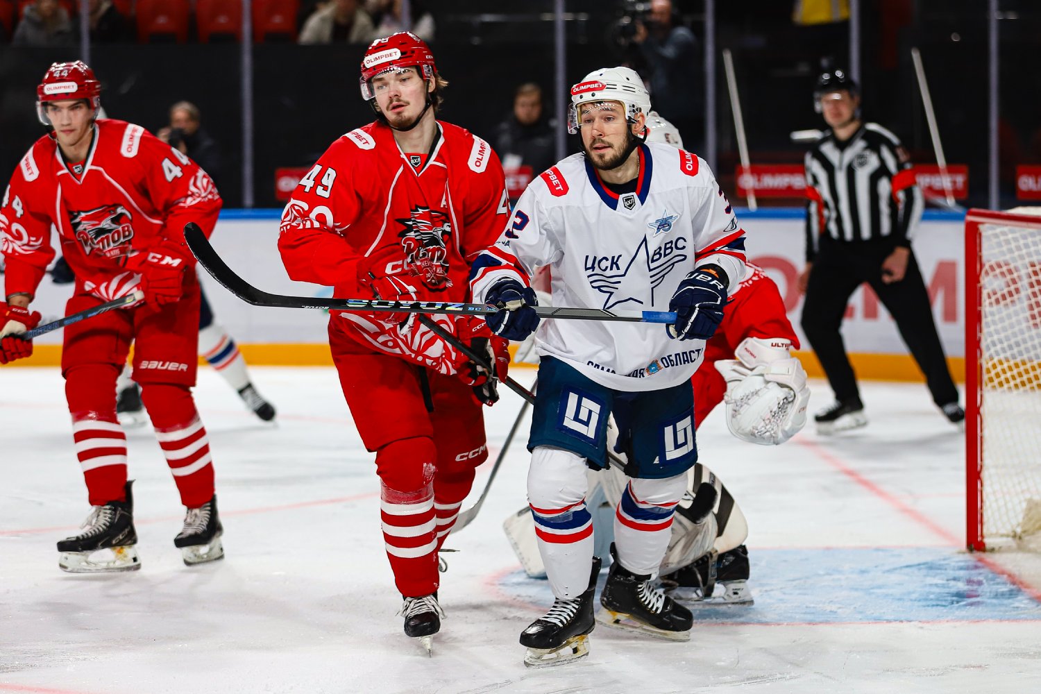 Вратарь-ассистент