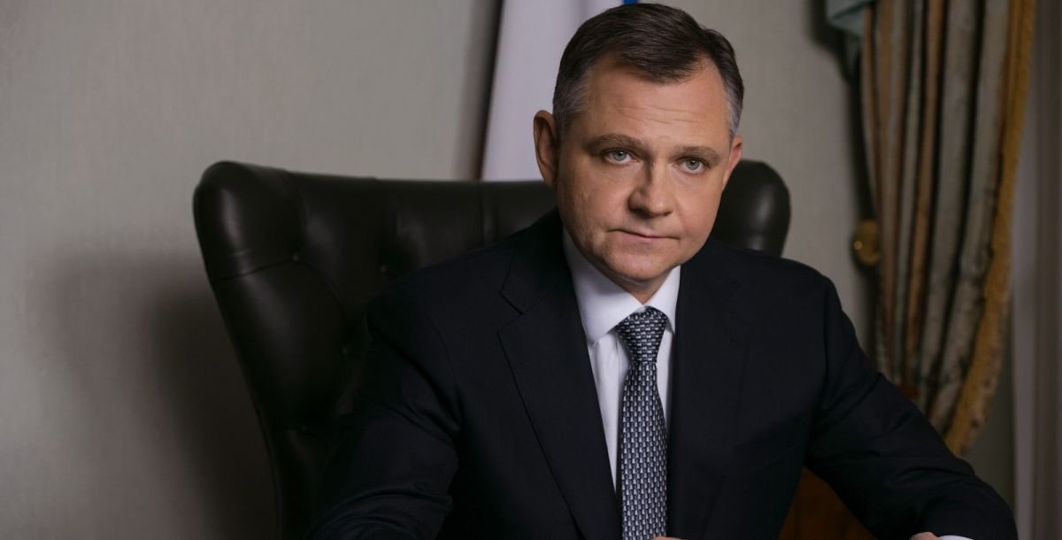 Поздравляем с победой на выборах!