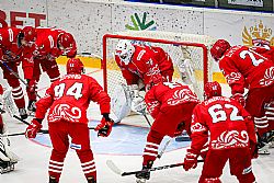 "Что-то нависло над командой"